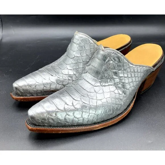 $1k 6.5 C Wide back At The Ranch Metallic Silver Cowgirl Mules Boots Santa Fe - Picture 1 of 8